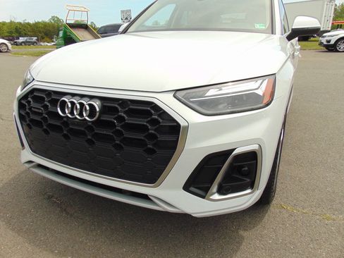 Used 2022 Audi Q5 2.0T Premium Plus w/ Premium Plus Package AWD/4WD image 42