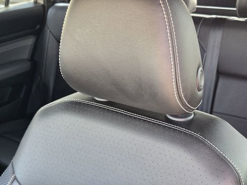 Used 2021 Volkswagen Atlas Cross Sport SEL R-Line w/ Cross Sport MDO Package image 13