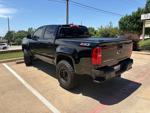 Used 2018 Chevrolet Colorado Z71 AWD/4WD image 11