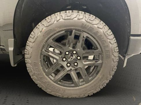 New 2026 Chevrolet Silverado 1500 Custom w/ Turbomax Blackout Package AWD/4WD image 17