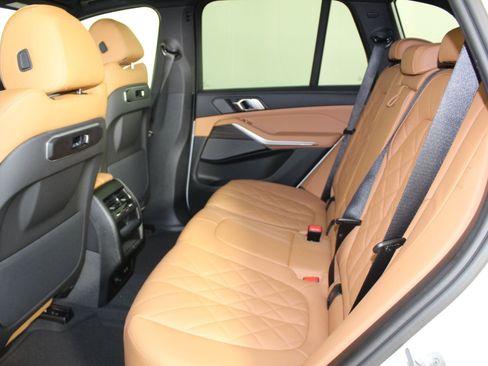 New 2026 BMW X5 xDrive40i w/ Premium Package image 22