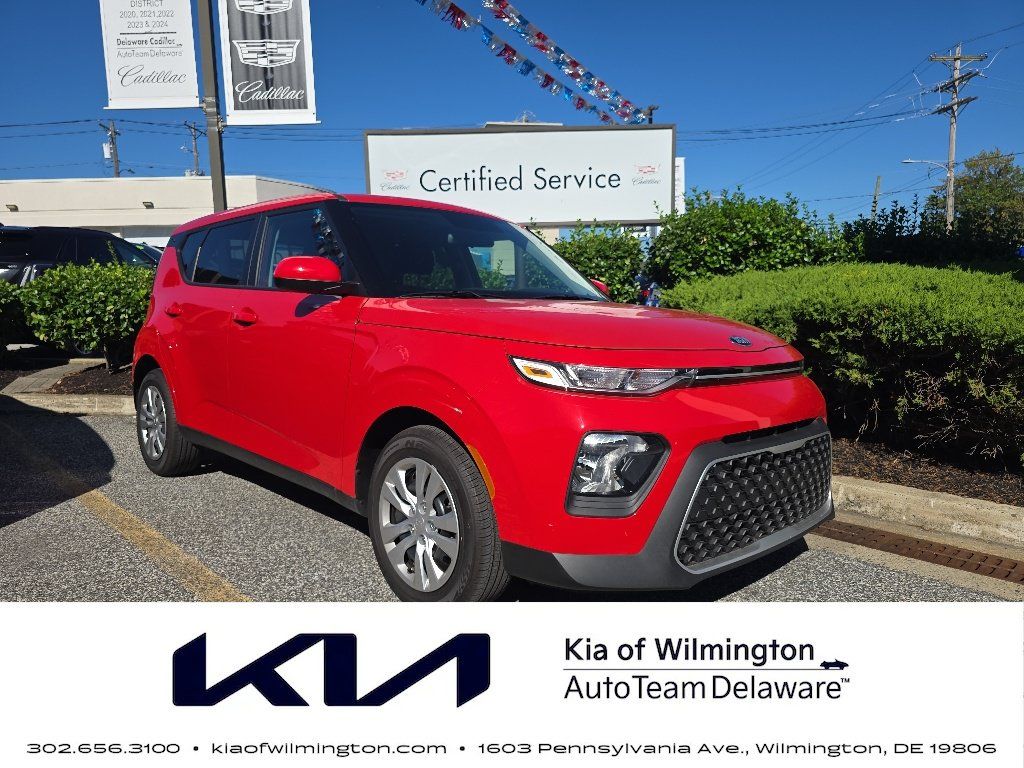 Certified 2021 Kia Soul LX FWD image 1