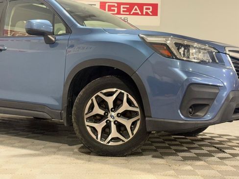Used 2019 Subaru Forester Premium w/ All-Weather Package AWD/4WD image 3