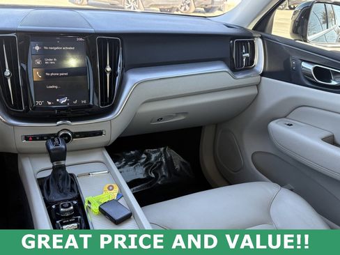 Used 2019 Volvo XC60 T5 Momentum image 14