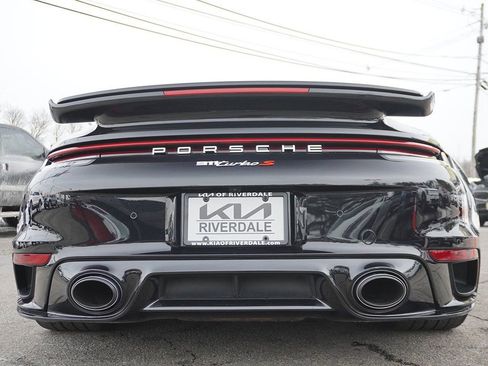 Used 2022 Porsche 911 Turbo S w/ 911 Turbo Sportdesign Package image 23