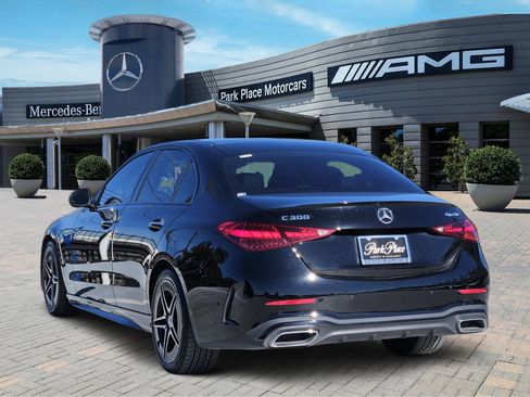 Used 2025 Mercedes-Benz C 300 4MATIC Sedan image 4