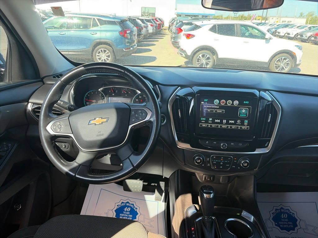 Used 2019 Chevrolet Traverse LT FWD image 14
