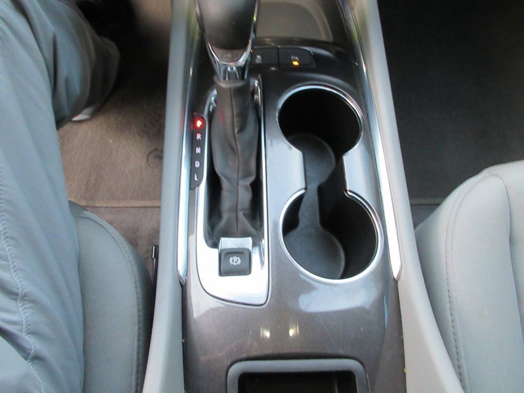 Used 2025 Chevrolet Malibu LT FWD image 27