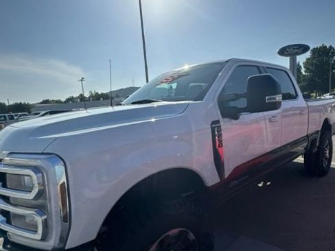 Used 2024 Ford F250 King Ranch AWD/4WD image 8