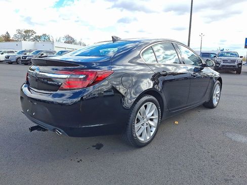 Used 2016 Buick Regal image 7