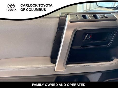 Used 2011 Toyota 4Runner SR5 w/ Premium Pkg w/Leather AWD/4WD image 12