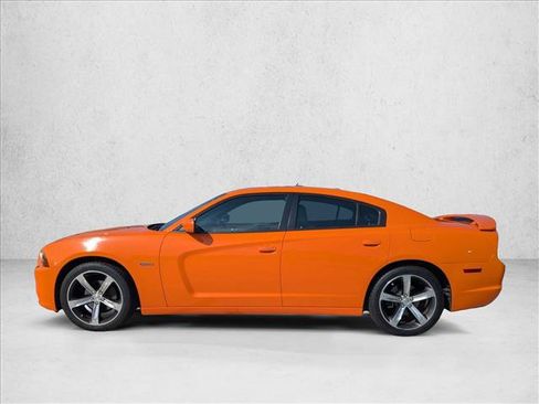 Used 2014 Dodge Charger SXT RWD image 8