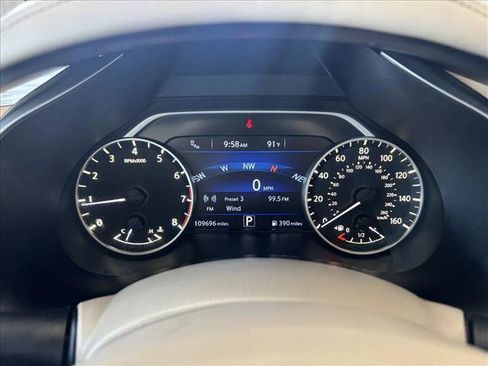 Used 2015 Nissan Murano Platinum w/ Platinum Technology Package FWD image 15