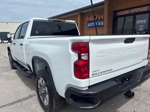 Used 2026 Chevrolet Silverado 2500 Custom w/ Custom Value Package AWD/4WD image 21