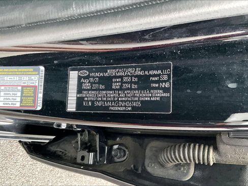 Used 2022 Hyundai Elantra SEL w/ Preferred Accessory Package FWD image 19