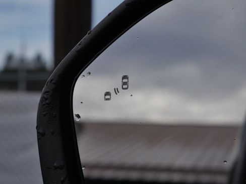 Certified 2025 Ford Explorer ST-Line w/ ST-Line Street Pack image 39