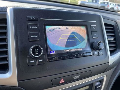 Used 2020 Honda Pilot LX image 27