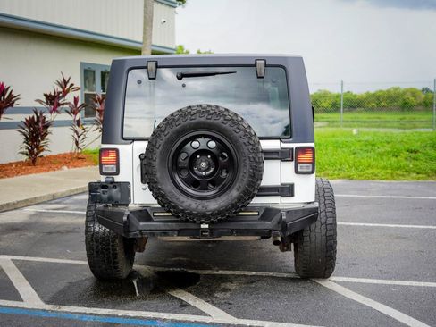 Used 2016 Jeep Wrangler Sport w/ Quick Order Package 24S AWD/4WD image 5