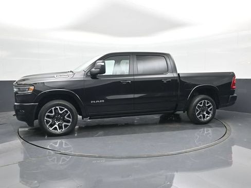 Used 2025 RAM 1500 Laramie AWD/4WD image 26