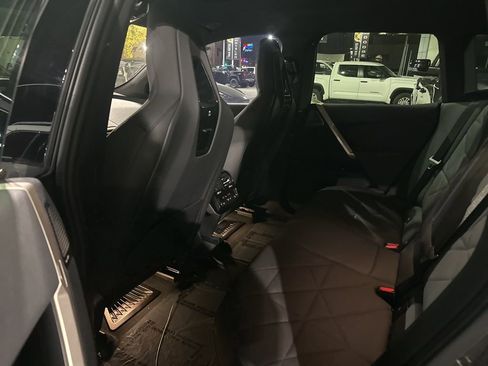 Used 2024 BMW iX M60 image 9