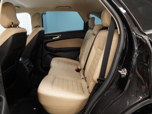 Used 2019 Ford Edge SEL w/ Equipment Group 201A image 26