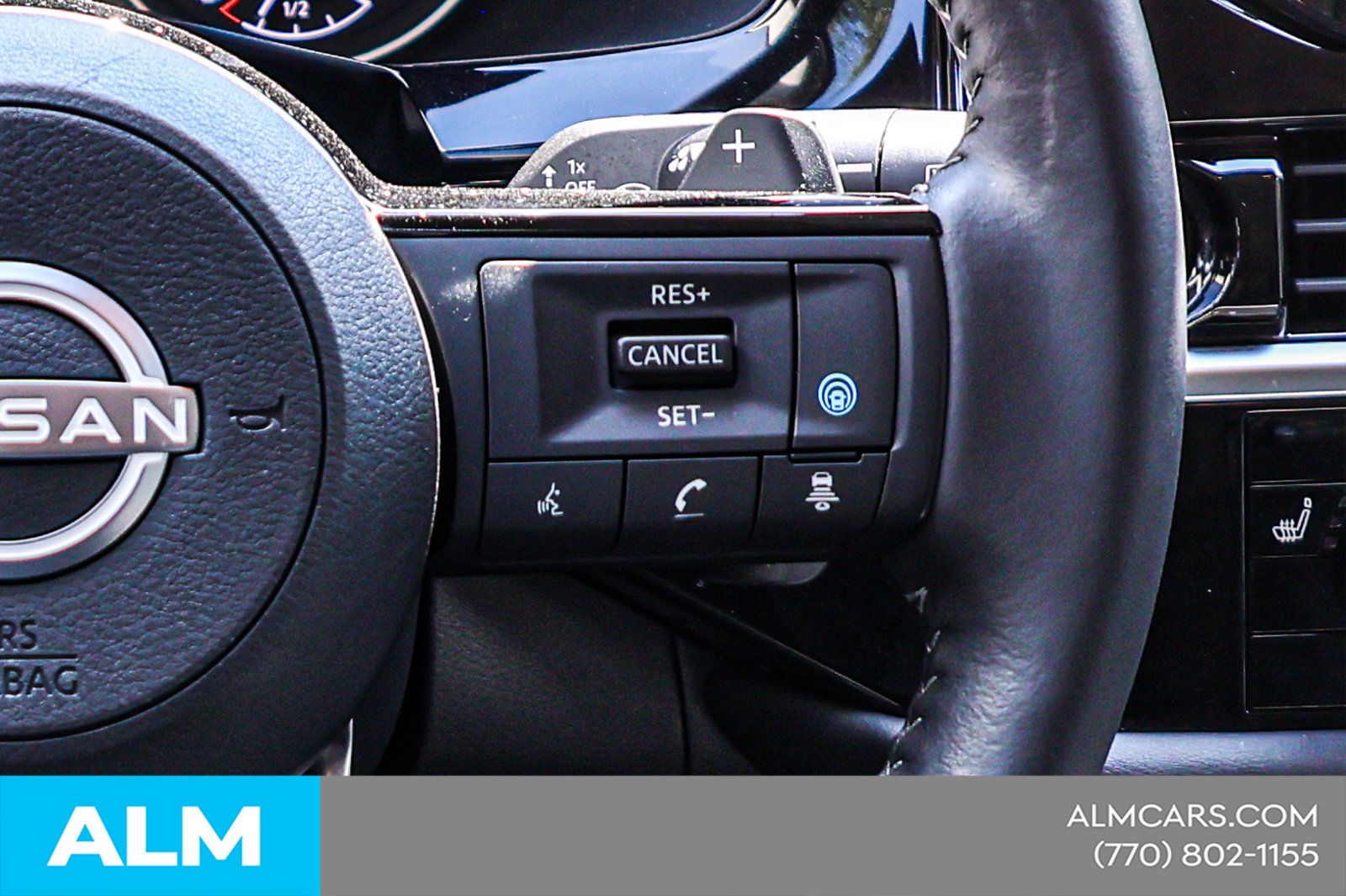 Used 2025 Nissan Pathfinder SL w/ Cargo Package FWD image 27