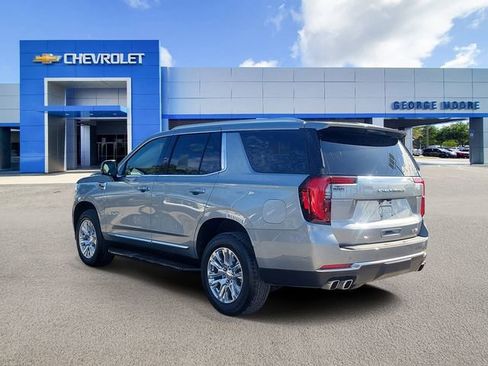 Certified 2025 GMC Yukon Denali image 3