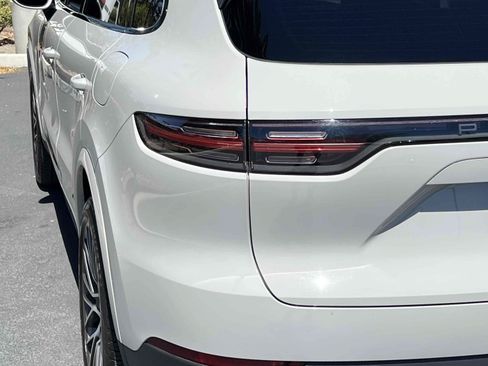 Used 2020 Porsche Cayenne E-Hybrid AWD/4WD image 62