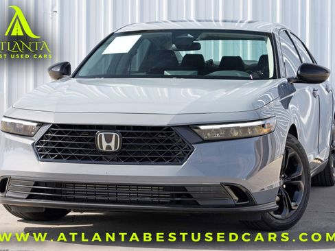 Used 2025 Honda Accord SE image 1