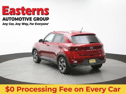 Used 2024 Hyundai Venue Limited FWD image 64