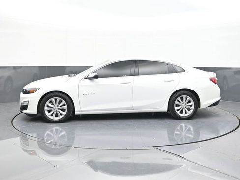 Used 2021 Chevrolet Malibu LT image 8