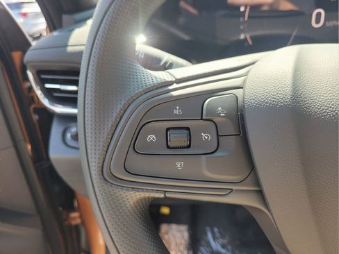 Used 2025 Buick Envista Preferred FWD image 29