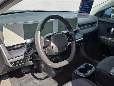 Used 2024 Hyundai Ioniq 5 SE image 9