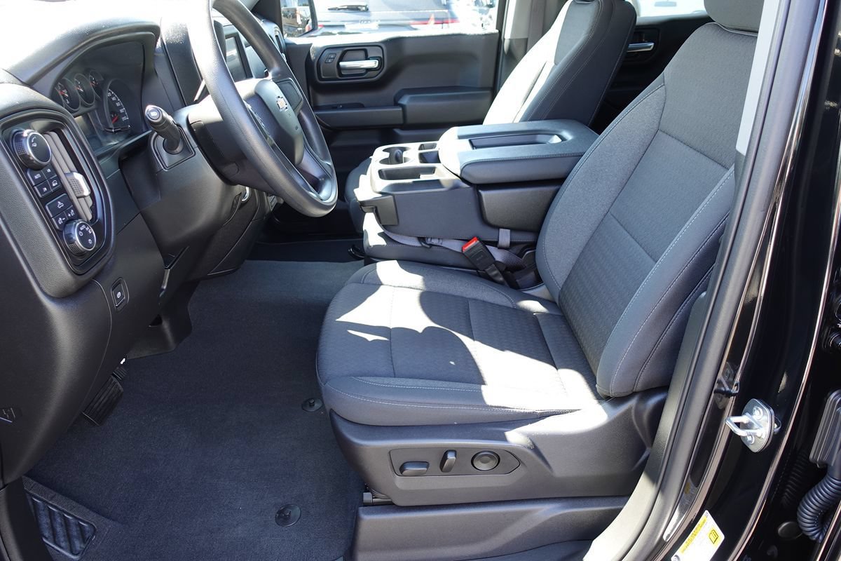 Used 2024 Chevrolet Silverado 1500 Custom AWD/4WD image 18