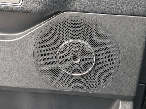 Used 2024 Ford Expedition Max XLT image 16