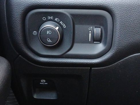 Used 2023 RAM 1500 Lone Star RWD image 12