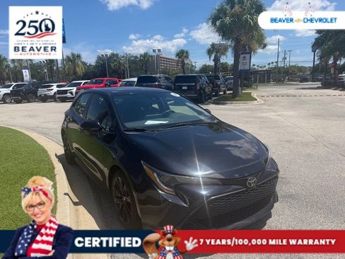 Used 2022 Toyota Corolla SE FWD image 2