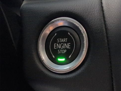 Certified 2023 GMC Yukon SLT w/ SLT Premium Package image 18