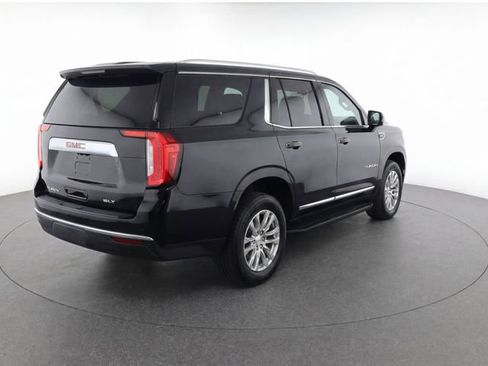 Used 2021 GMC Yukon XL SLT RWD image 4
