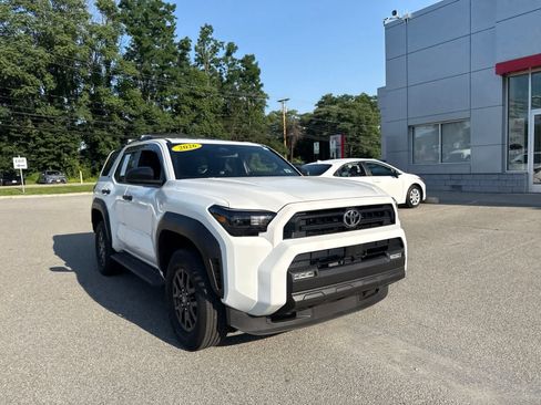 Used 2026 Toyota 4Runner SR5 AWD/4WD image 3