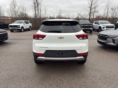 New 2026 Chevrolet TrailBlazer LT w/ Convenience Package FWD image 4