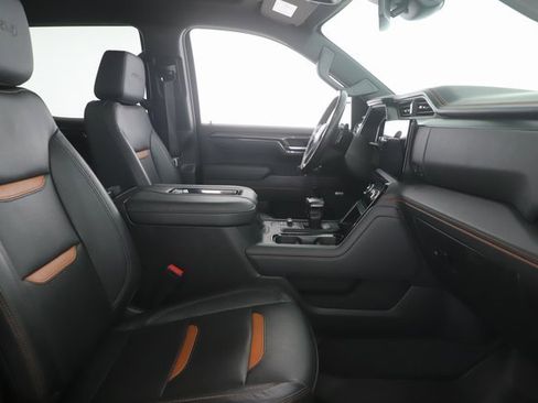 Used 2022 GMC Sierra 1500 AT4 w/ AT4 Premium Package image 31