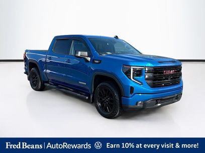 Used 2022 GMC Sierra 1500 Elevation w/ Elevation Premium Package