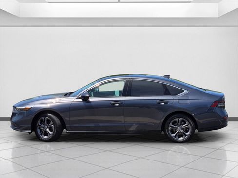 Certified 2023 Honda Accord EX image 8
