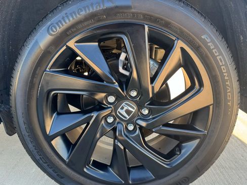 Used 2022 Honda HR-V Sport image 16