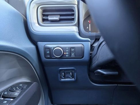 New 2026 Ford Maverick Lariat w/ Black Appearance Package AWD/4WD image 14