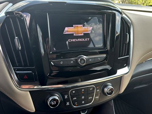 Used 2023 Chevrolet Traverse LS w/ Safety Package FWD image 10