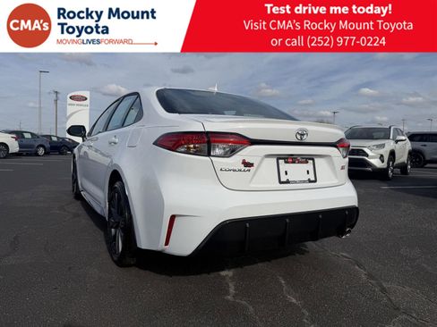 Used 2026 Toyota Corolla SE image 5