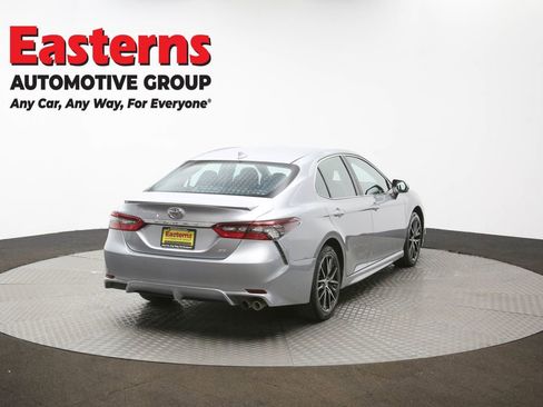 Used 2024 Toyota Camry SE FWD image 43