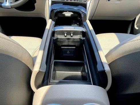 Used 2026 Mercedes-Benz GLC 300 4MATIC image 18